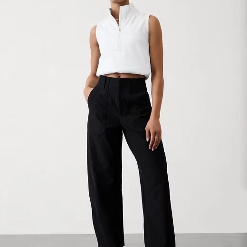 NWT Athleta Skyline Utility Barrel Black Pant Sz 2